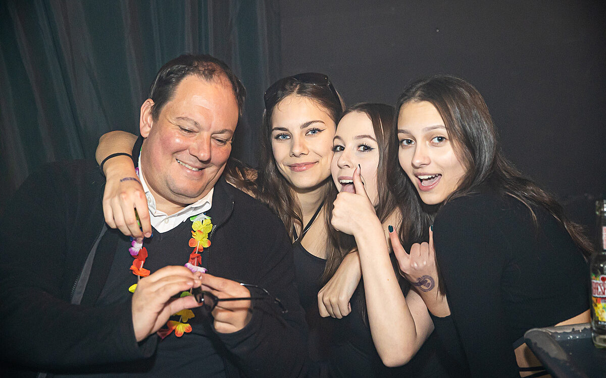 2022 11 12 Airport Fasching 94 2022 11 12 Airport Fasching 94