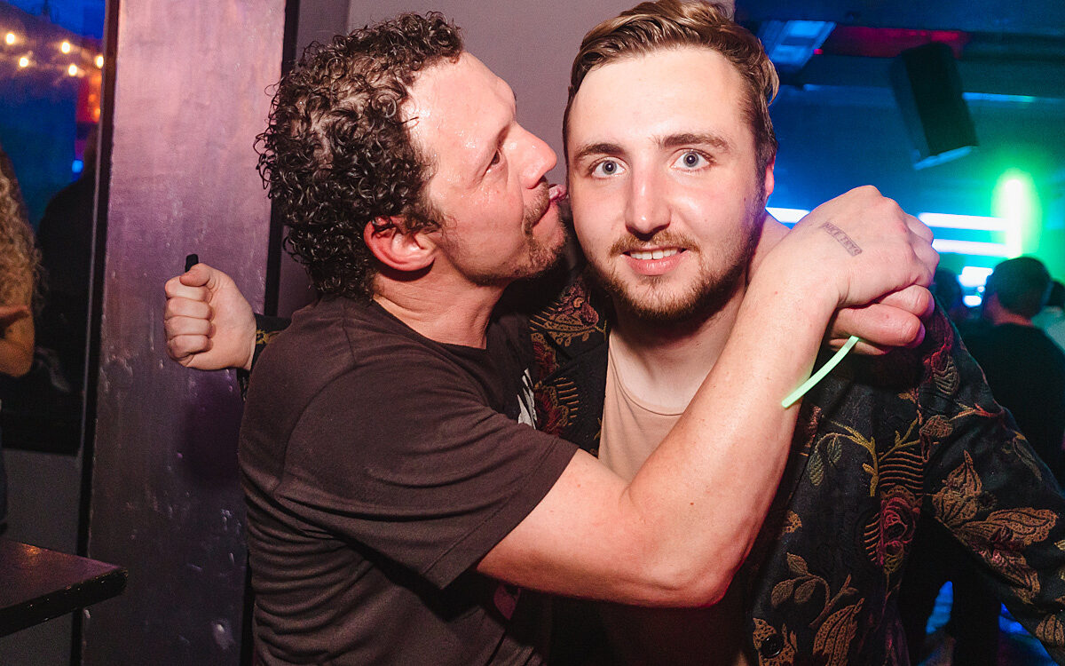 20220507 zau 8 20220507 zau 8