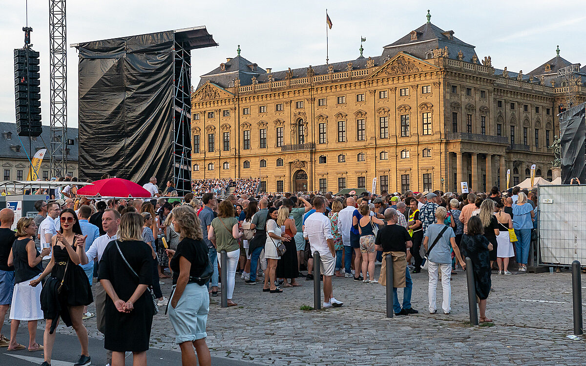 220723 Sting 24 220723 Sting 24