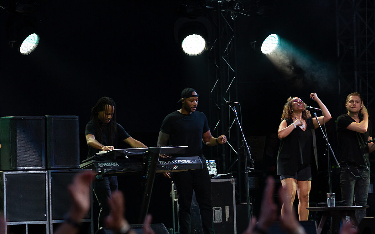 220723 Sting 53 2 220723 Sting 53 2