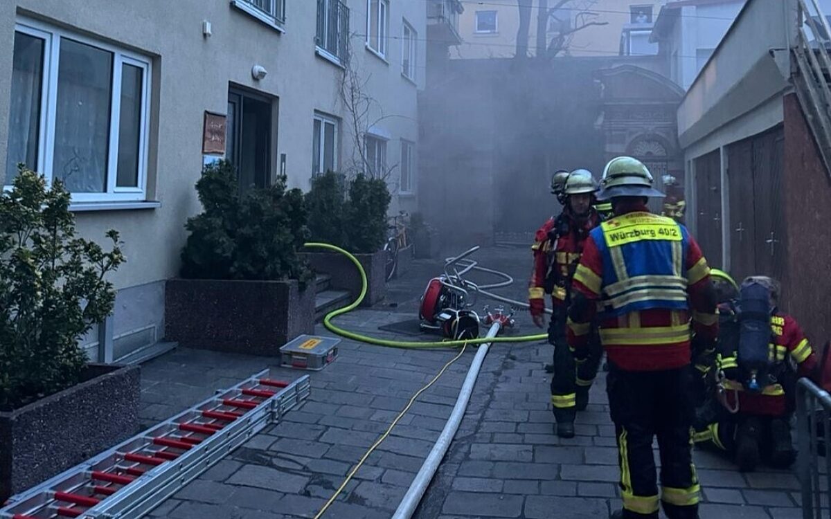Kellerbrand in der Sanderstraße Kellerbrand in der Sanderstraße