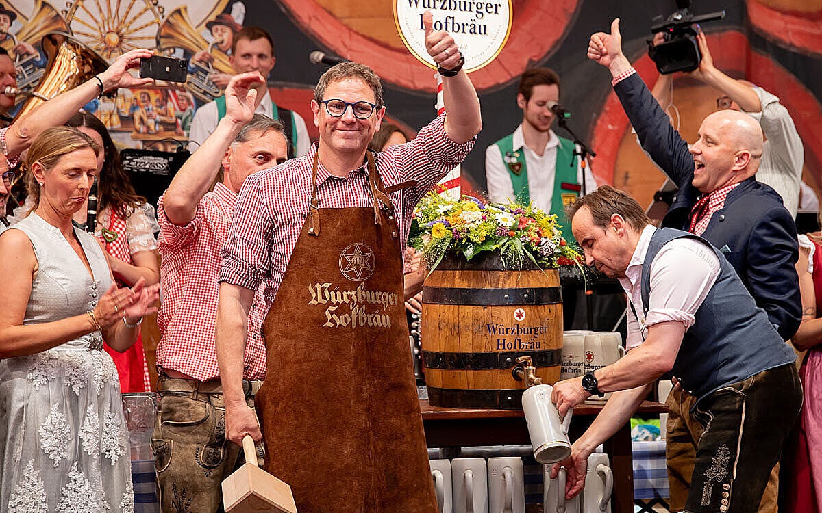 OB Martin Heilig Bieranstich Kiliani 2025 OB Martin Heilig Bieranstich Kiliani 2025