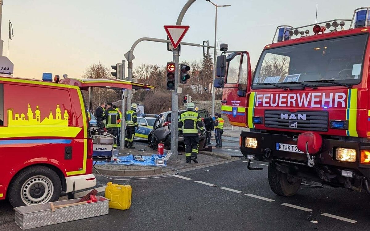 Verfolgungsjagd endet mit Unfall in Kitzingen