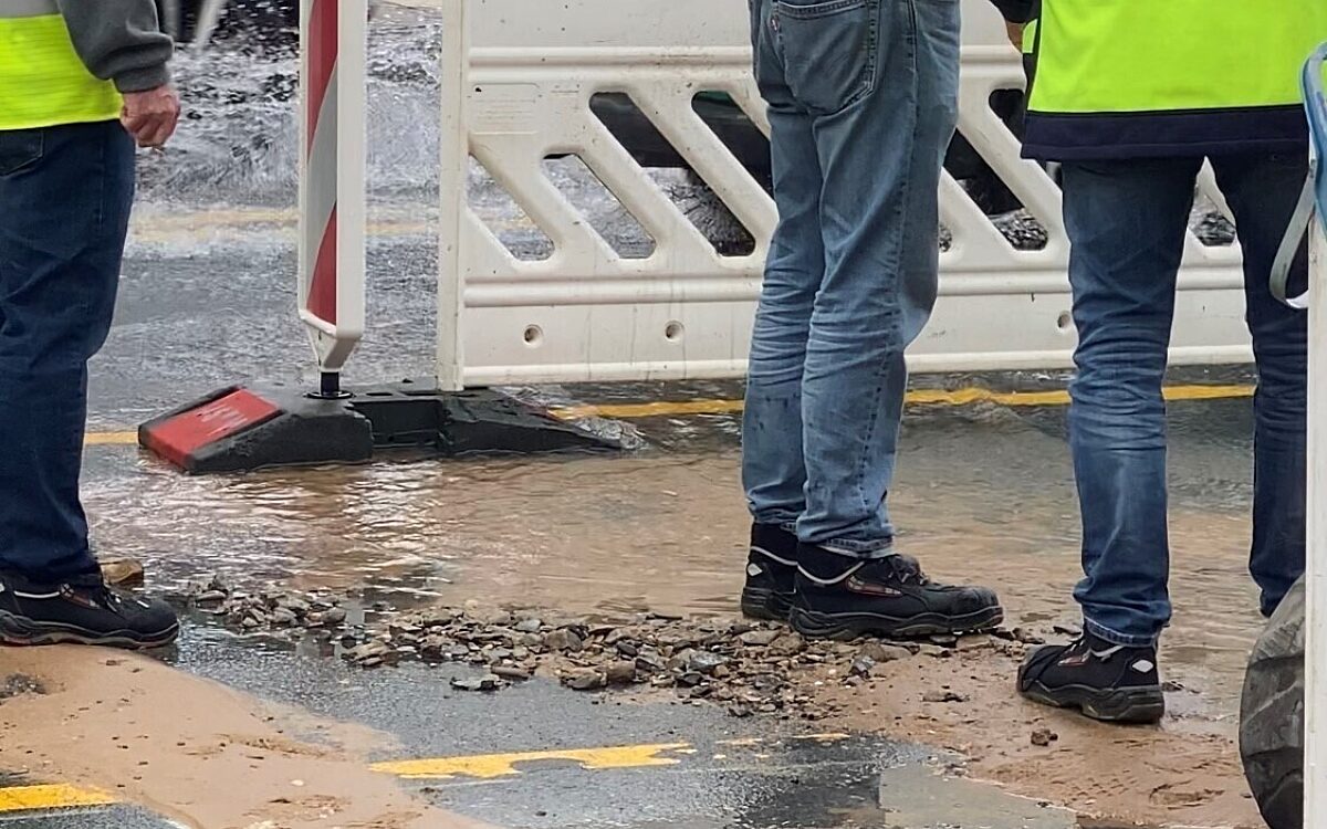 Bahnhofstrasse Wasserrohrbruch Bahnhofstrasse Wasserrohrbruch