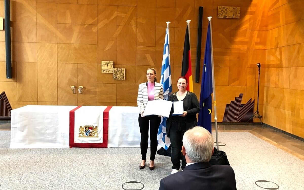 Bayerischer Verdienstorden für Frau Marx Bayerischer Verdienstorden für Frau Marx