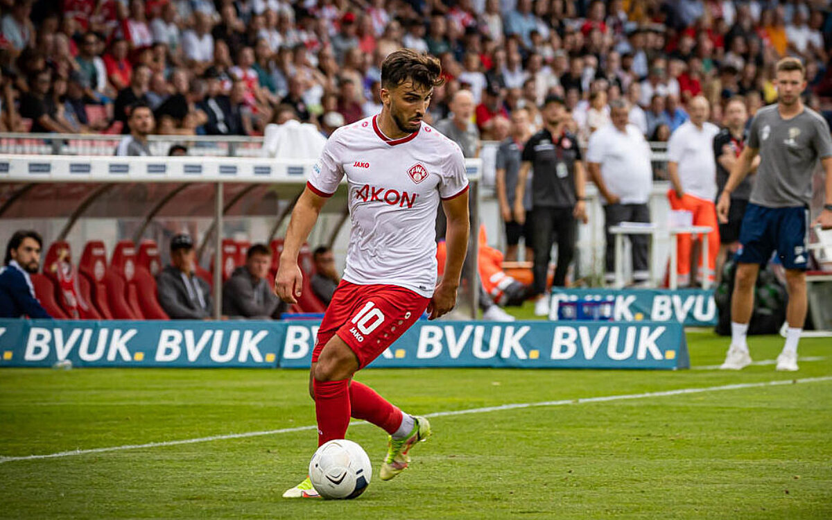 Dardan Karimani Spieler Wuerzburger Kickers 2022 23 Dardan Karimani Spieler Wuerzburger Kickers 2022 23