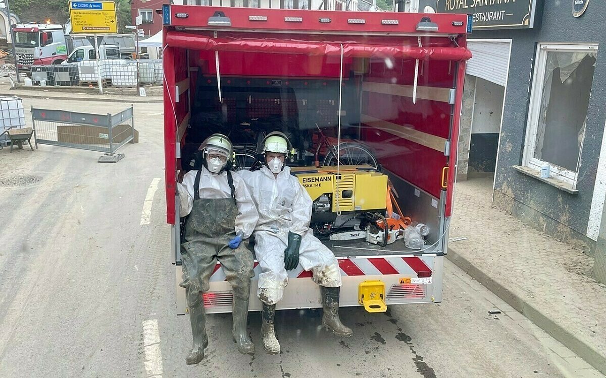 Die Feuerwehr Volkach im Katastrophengebiet 7 Die Feuerwehr Volkach im Katastrophengebiet 7