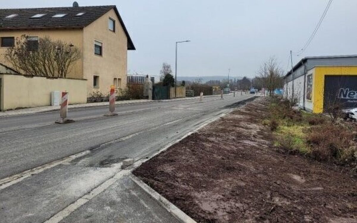 Die Schweinfurter Strasse in Arnstein nach der Sanierung