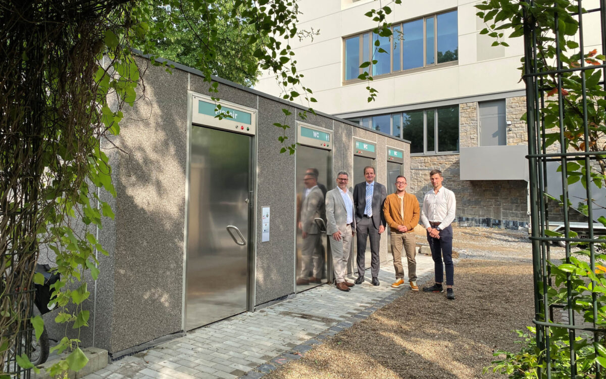 Einweihung der barrierefreien WC Anlage Viehmarktplatz Wuerzburg Einweihung der barrierefreien WC Anlage Viehmarktplatz Wuerzburg