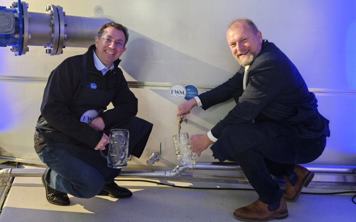 Eroeffnung des neuen Hochbehaelters fuer Trinkwasser in Kist Eroeffnung des neuen Hochbehaelters fuer Trinkwasser in Kist