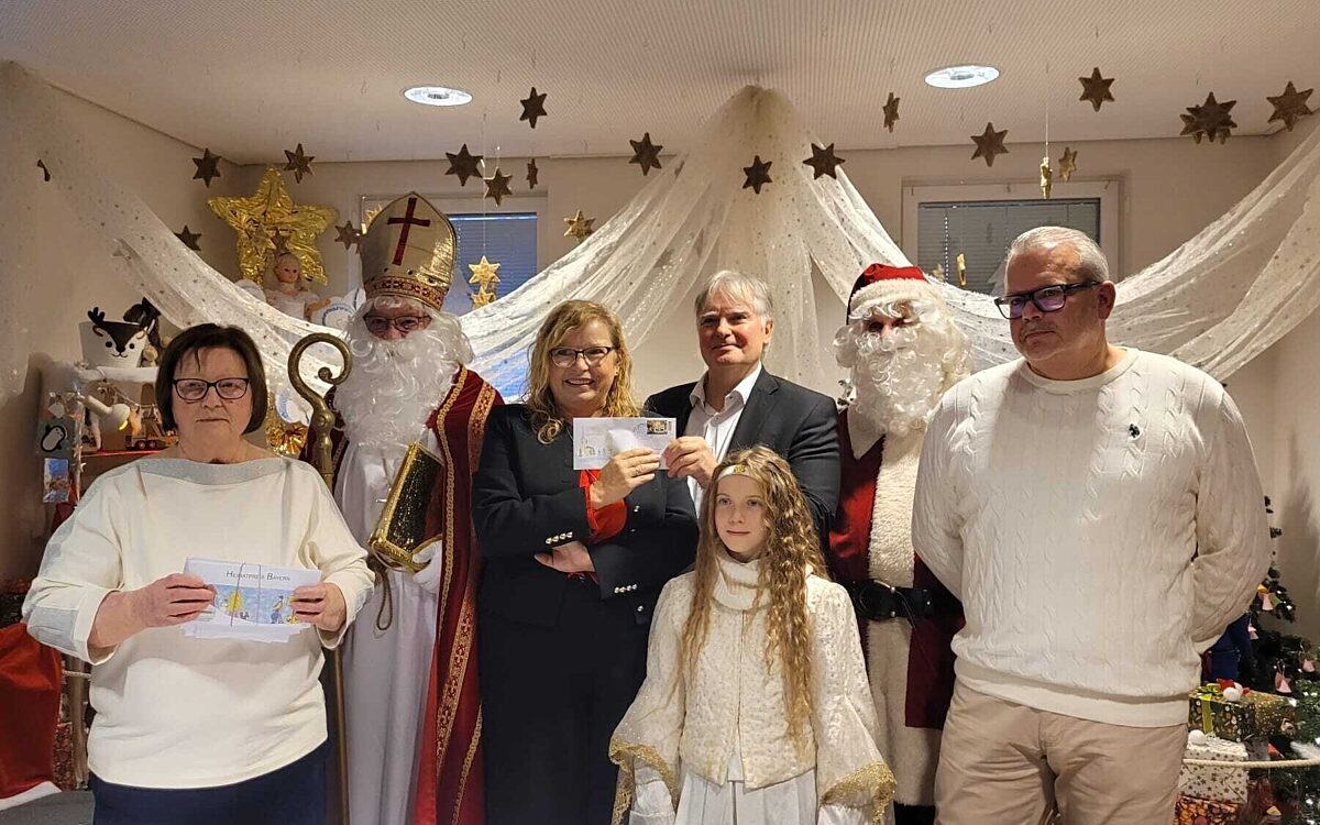 Eroeffnung des Weihnachtspostamts Himmelstadt 2025