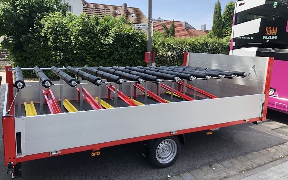 Fahradanhaenger des neuen SEV der deutschen Bahn Fahradanhaenger des neuen SEV der deutschen Bahn