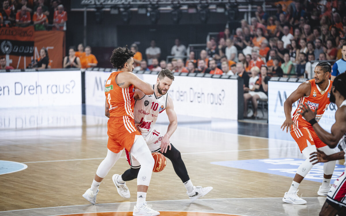 Fit One Wuerzburg Baskets Halbfinale Play Offs Ulm 4 Fit One Wuerzburg Baskets Halbfinale Play Offs Ulm 4