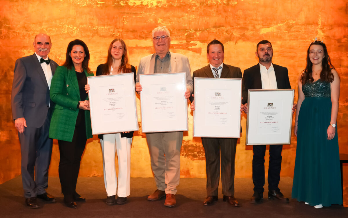 Die Träger des Bayerischen Staatsehrenpreis Die Träger des Bayerischen Staatsehrenpreis