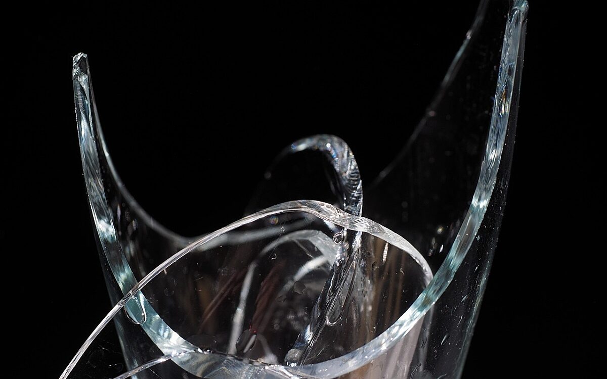 Glasscherbe pixabay 1280 Glasscherbe pixabay 1280