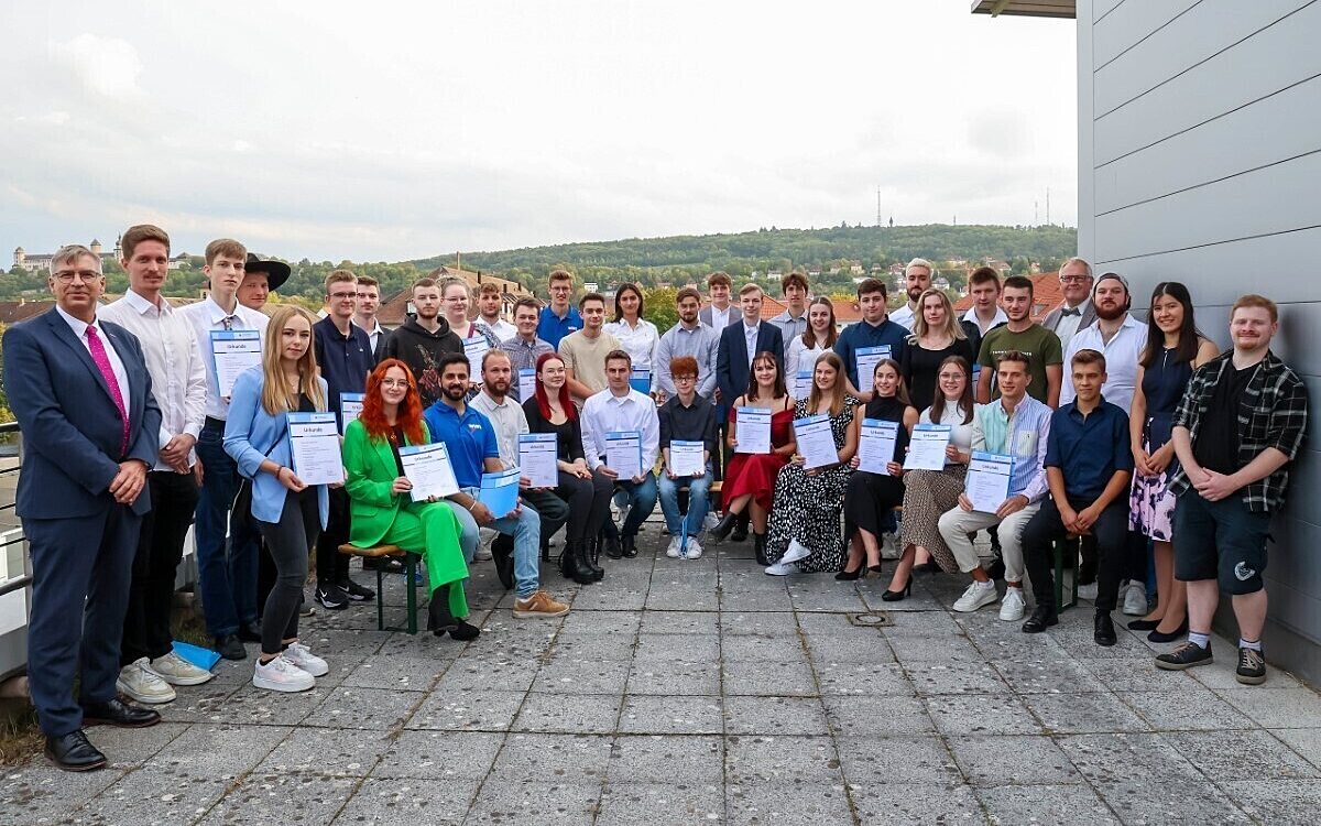 Kammersiegerinnen und sieger Unterfranken 2023 Foto HWK Ufr Kammersiegerinnen und sieger Unterfranken 2023 Foto HWK Ufr