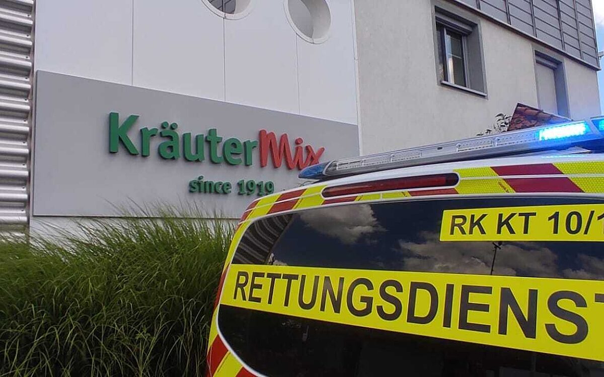 Kraeuter Mix steht in Flammen Kraeuter Mix steht in Flammen