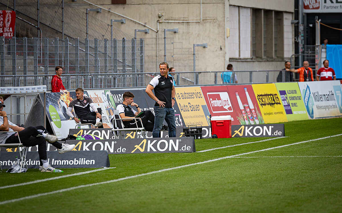 Marc Reitmaier Trainer Wuerzburger Kickers 2025 26 Marc Reitmaier Trainer Wuerzburger Kickers 2025 26