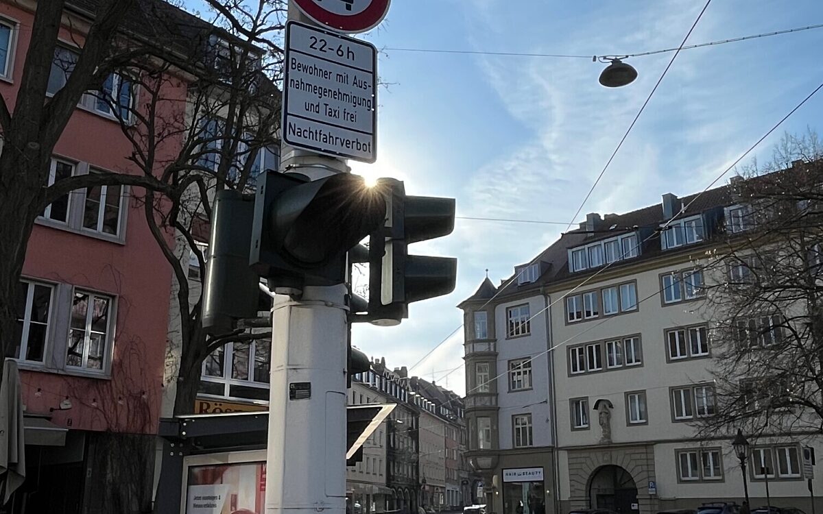 Nachtfahrverbot Foto Thomas Heller Nachtfahrverbot Foto Thomas Heller