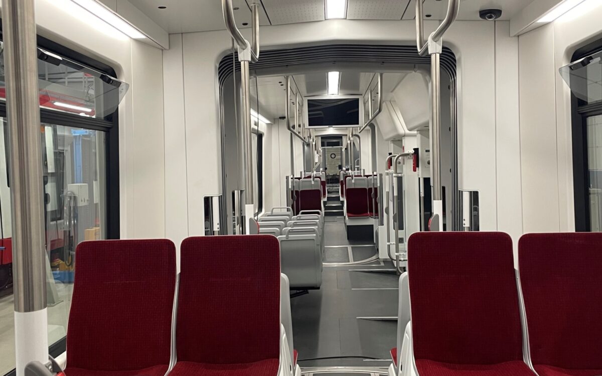 Neue Strassenbahn Wuerzburg von innen Neue Strassenbahn Wuerzburg von innen