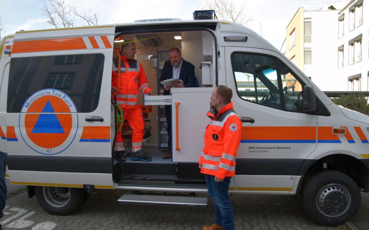 Neuer Rettungswagen Neuer Rettungswagen