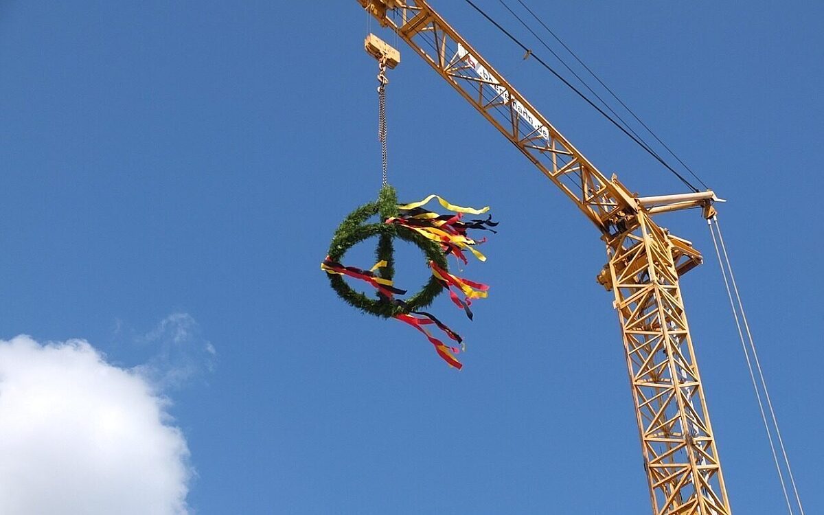 Richtfest ein Kranz Richtfest ein Kranz