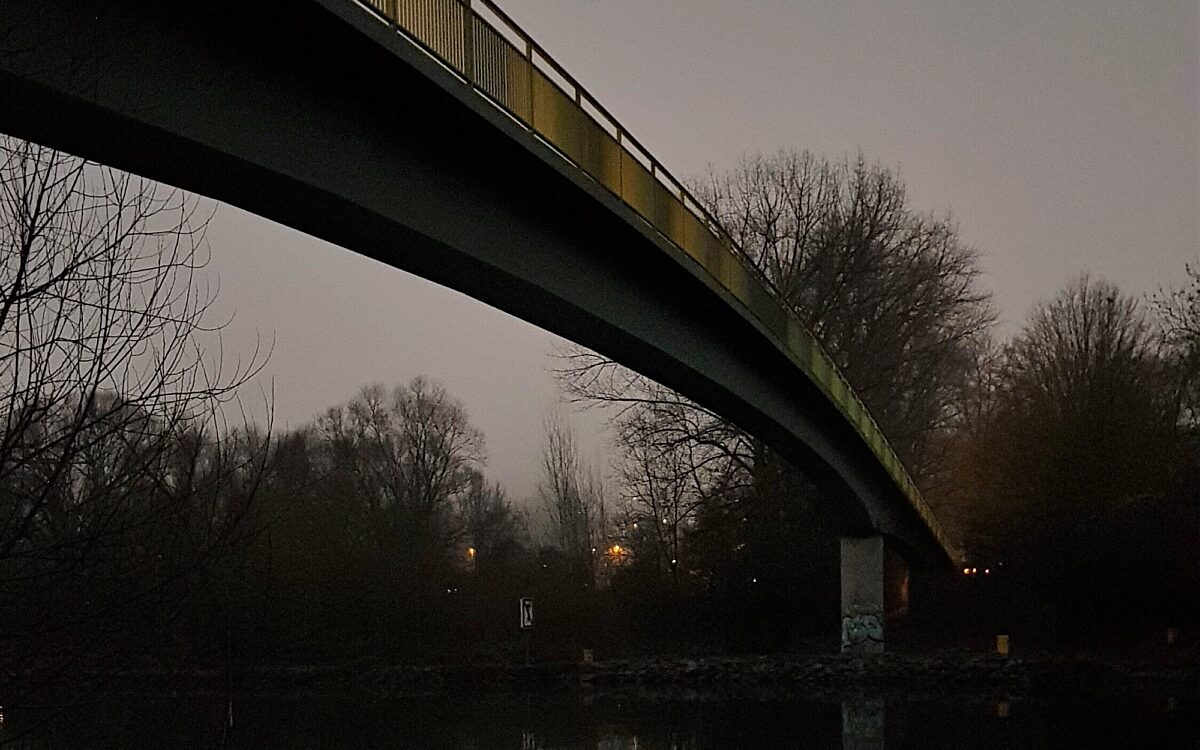 Der Sebastian-Kneipp-Steg in Würzburg Der Sebastian-Kneipp-Steg in Würzburg