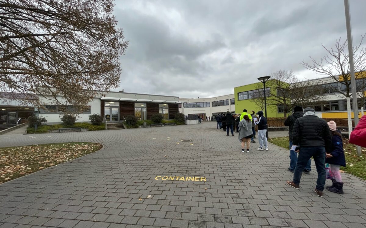 Impfaktion in Erwin-Amman-Halle in Karlstadt Impfaktion in Erwin-Amman-Halle in Karlstadt