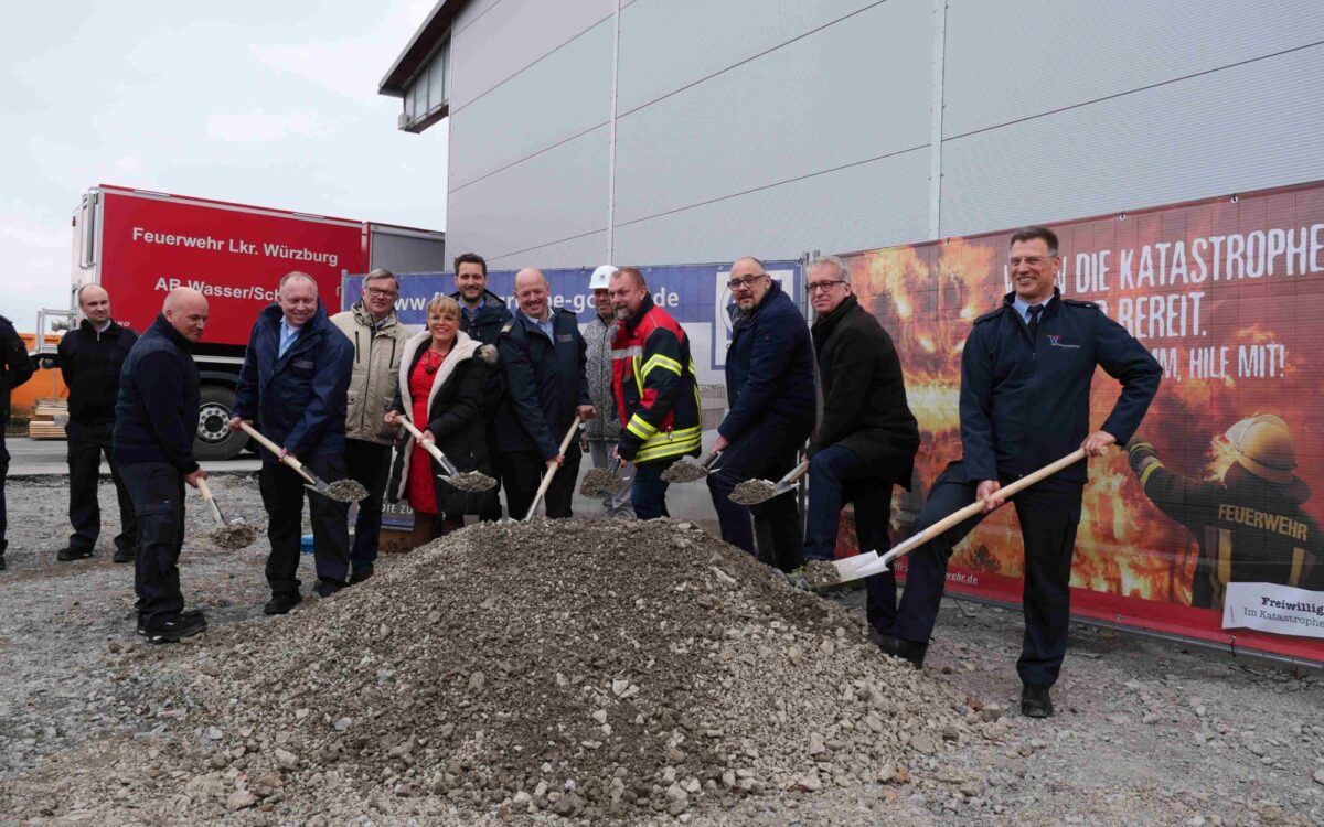 Spatenstich Erweiterung Katastrophenschutzlager FW Zentrum Klingholz by Christian Schuster Spatenstich Erweiterung Katastrophenschutzlager FW Zentrum Klingholz by Christian Schuster