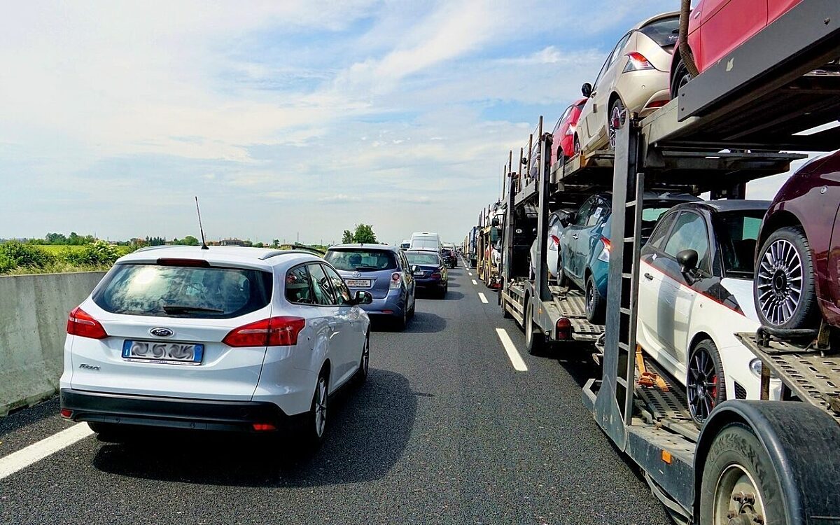Stau auf der Autobahn Stau auf der Autobahn