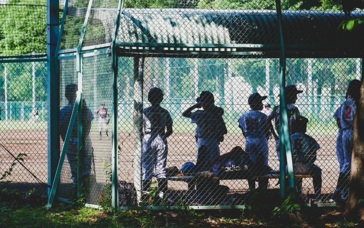 Symbolbild Kinder auf einem Sportplatz Symbolbild Kinder auf einem Sportplatz