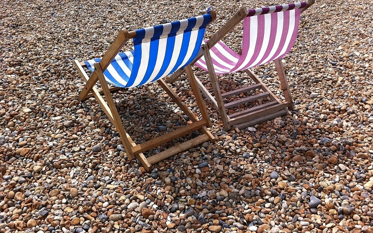 Symbolbild Liegestuhl Symbolbild Liegestuhl