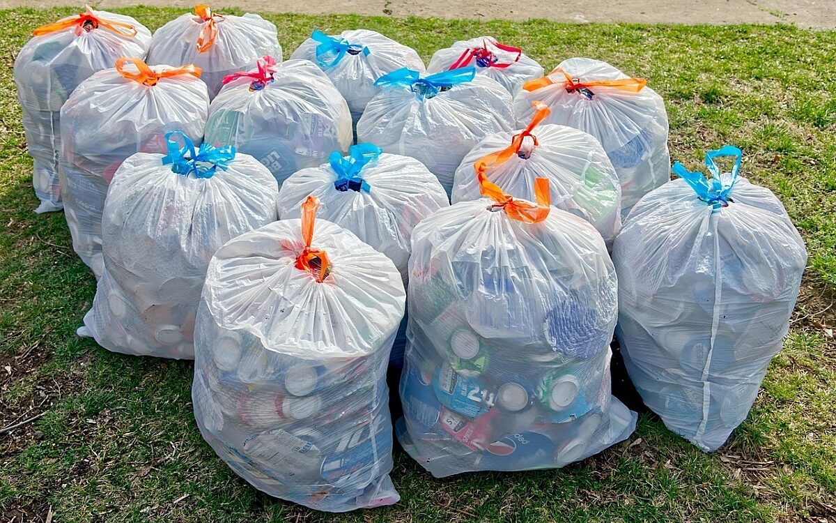 Symbolbild Müll Müllsäcke Symbolbild Müll Müllsäcke