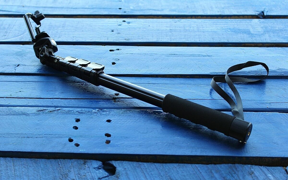 Symbolbild Selfie Stick Symbolbild Selfie Stick