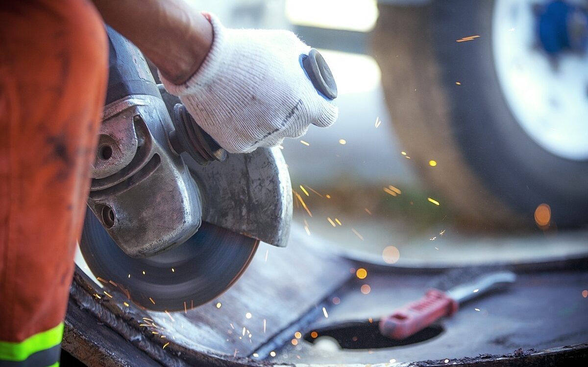 Symbolbild fuer einen Ausbildungsberuf Azubi Symbolbild fuer einen Ausbildungsberuf Azubi