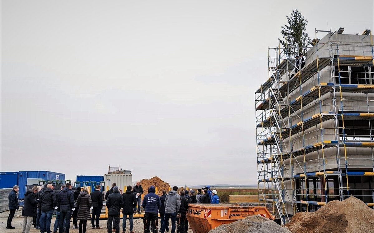 Richtfest des neuen TZQ Gebäude Richtfest des neuen TZQ Gebäude