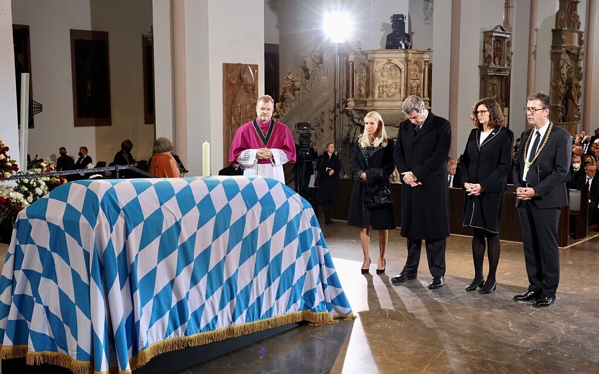 Der Trauerakt für Barbara Stamm im Würzburger Dom Der Trauerakt für Barbara Stamm im Würzburger Dom