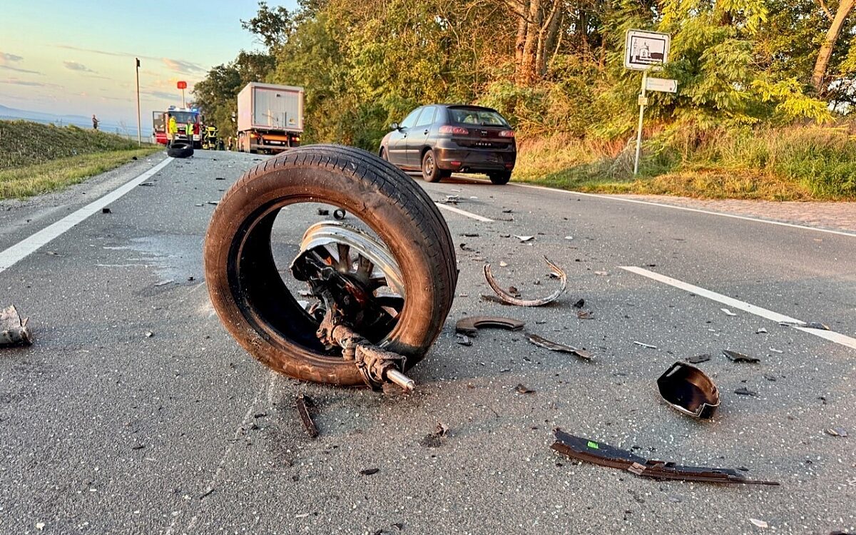 Unfall zw Gaibach und Kolitzheim 1 Unfall zw Gaibach und Kolitzheim 1