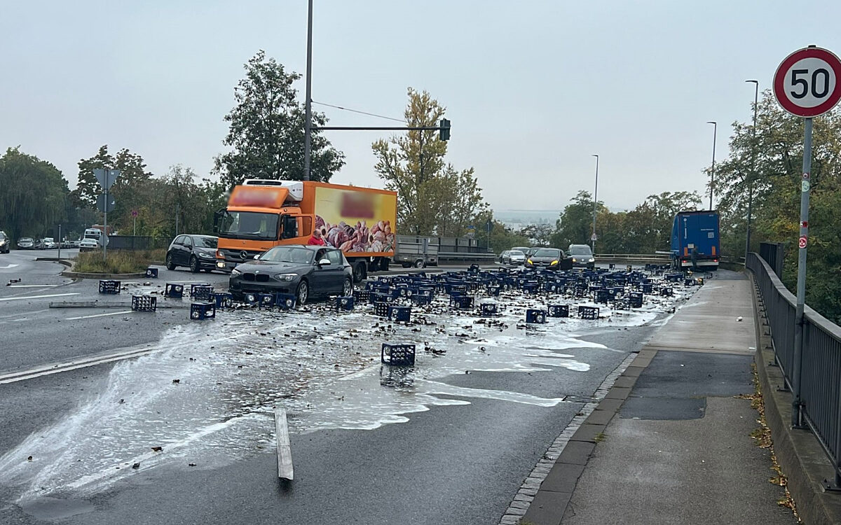 Bier-Unfall am Stadtring Süd Bier-Unfall am Stadtring Süd