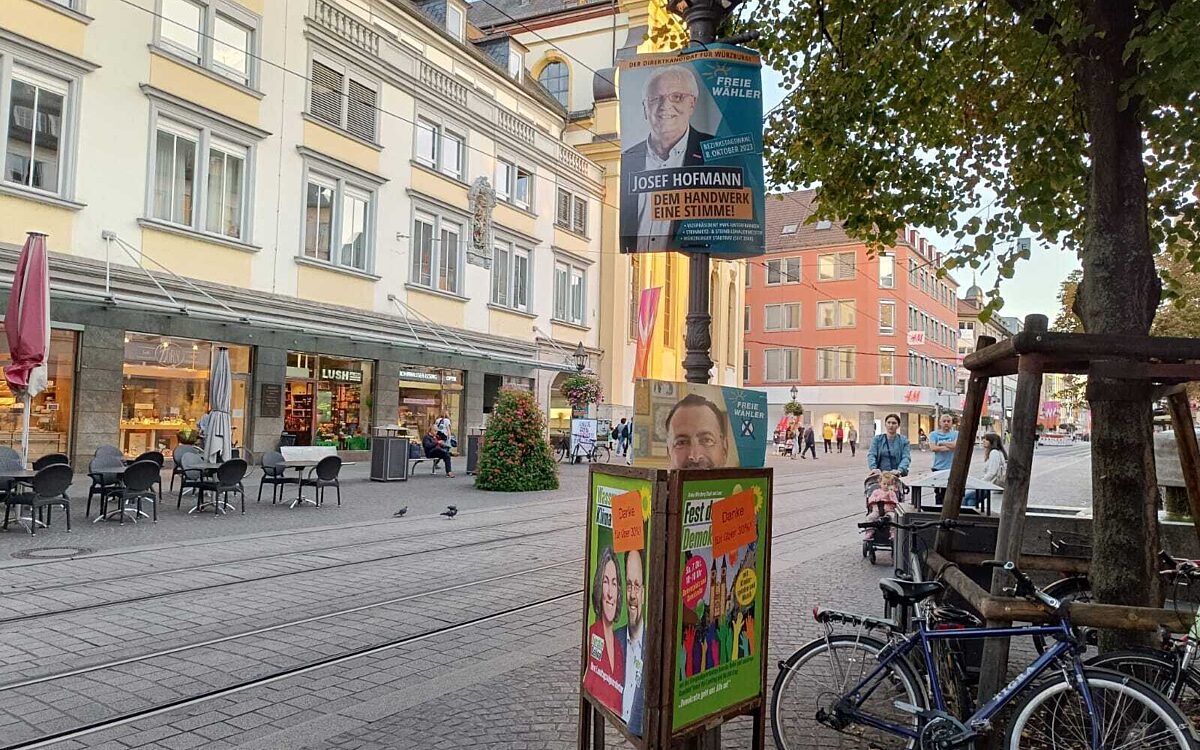 Wahlplakate in der Wuerzburger Innenstadt Wahlplakate in der Wuerzburger Innenstadt