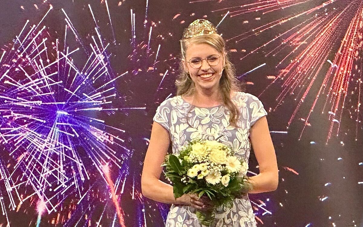 Weinkoenigin1 Weinkoenigin1