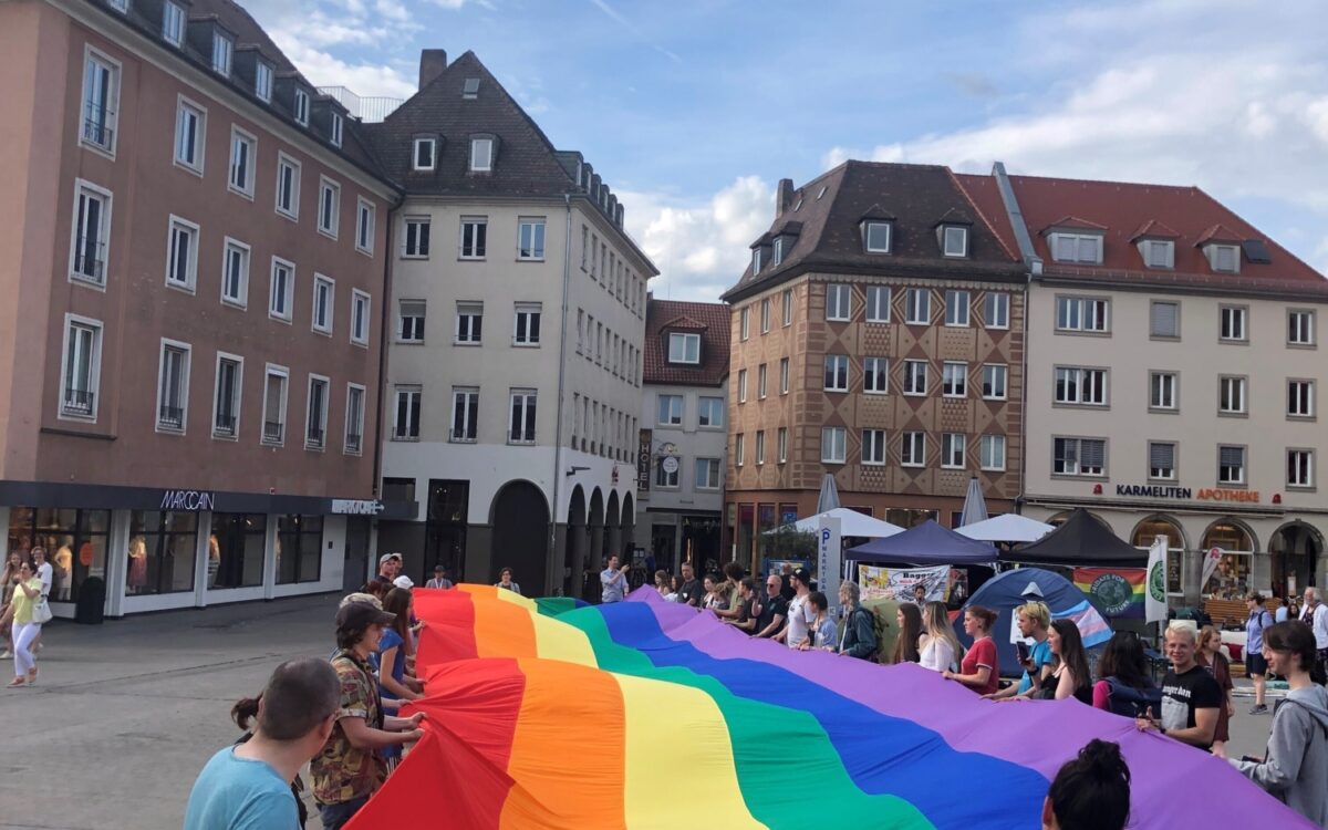 Wuerzburg Regenbogenfahne2 Wuerzburg Regenbogenfahne2
