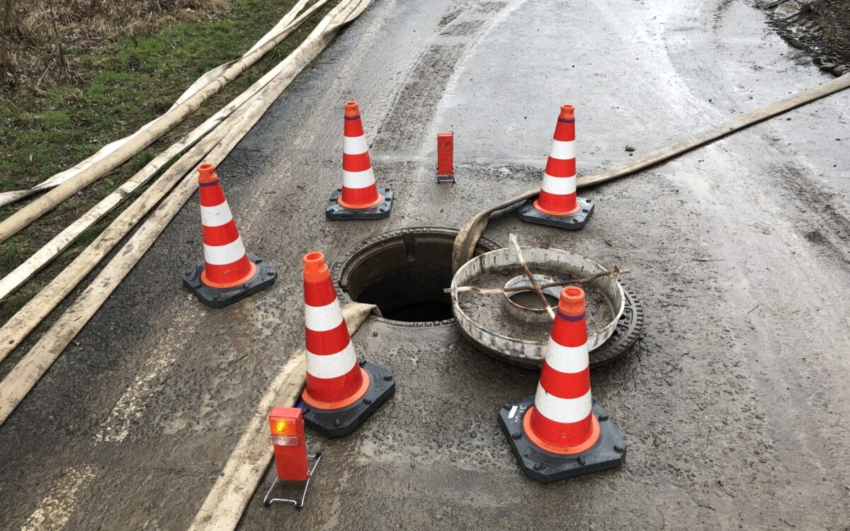 abfluss fuchsstaedter bach nach gülle auslauf abfluss fuchsstaedter bach nach gülle auslauf