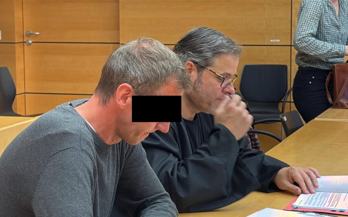 Der Angeklagte im Prozess um ein Baby, dass im Sommer allein im Auto gelassen wurde Der Angeklagte im Prozess um ein Baby, dass im Sommer allein im Auto gelassen wurde