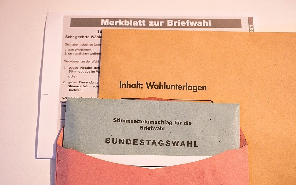 Symbolbild Briefwahlunterlagen Symbolbild Briefwahlunterlagen
