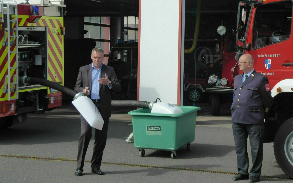 Ein Schwimmsauger für die Feuerwehr Ein Schwimmsauger für die Feuerwehr