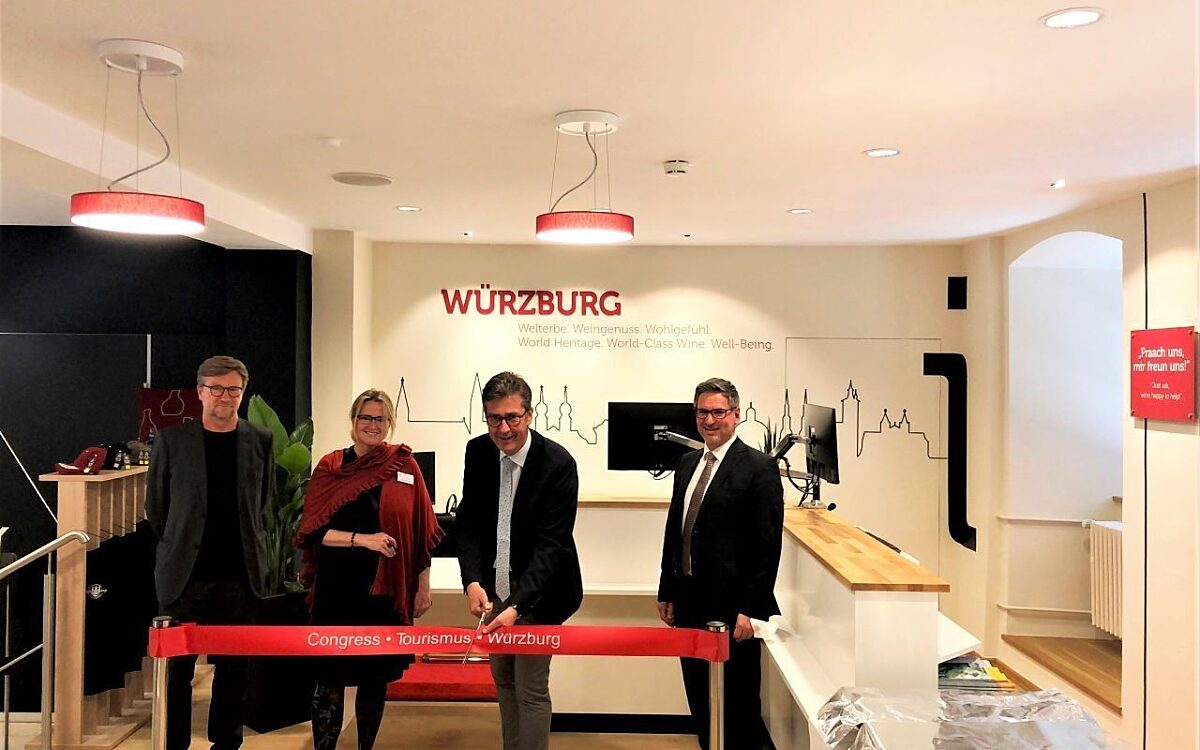 Die neue Tourist Info im Falkenhaus Die neue Tourist Info im Falkenhaus