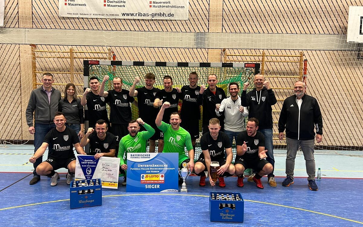 Der Hallenbezirksmeister 2024 TSV Rottendorf feiert den Sieg Der Hallenbezirksmeister 2024 TSV Rottendorf feiert den Sieg