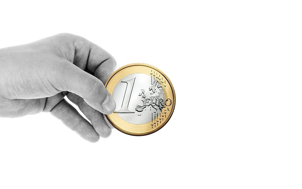 Symbolbild Spende Euro Symbolbild Spende Euro