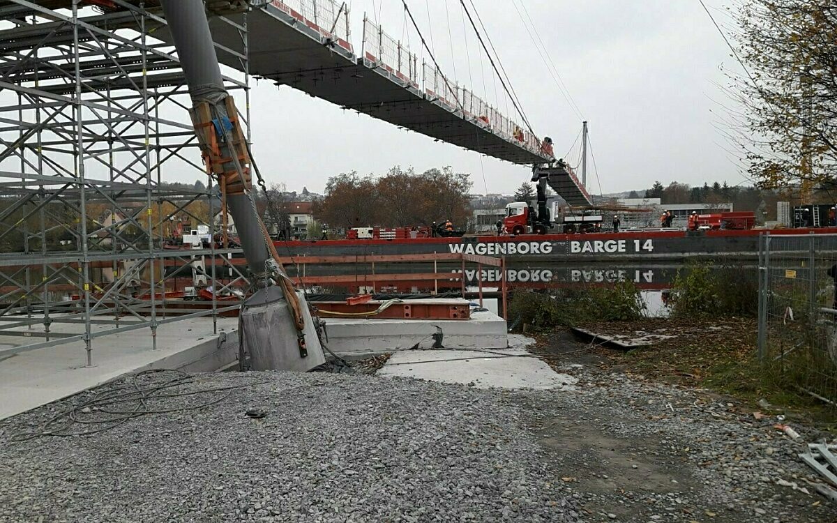 Der neue Mainsteg bei Veitshöchheim und Margetshöchheim am Tag Der neue Mainsteg bei Veitshöchheim und Margetshöchheim am Tag